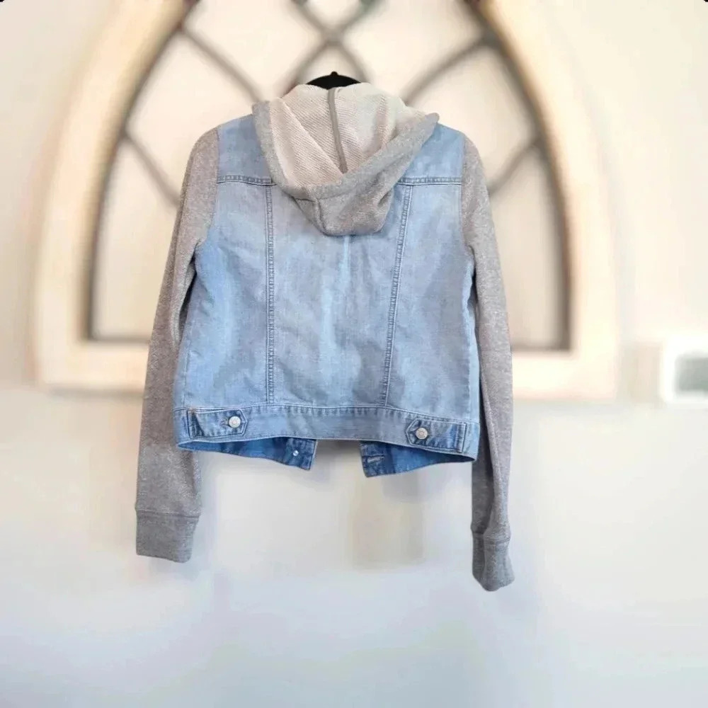 Juniors' Mudd Knit & Denim Lightweight Jean Jacket Size M - Picture 3 of 5